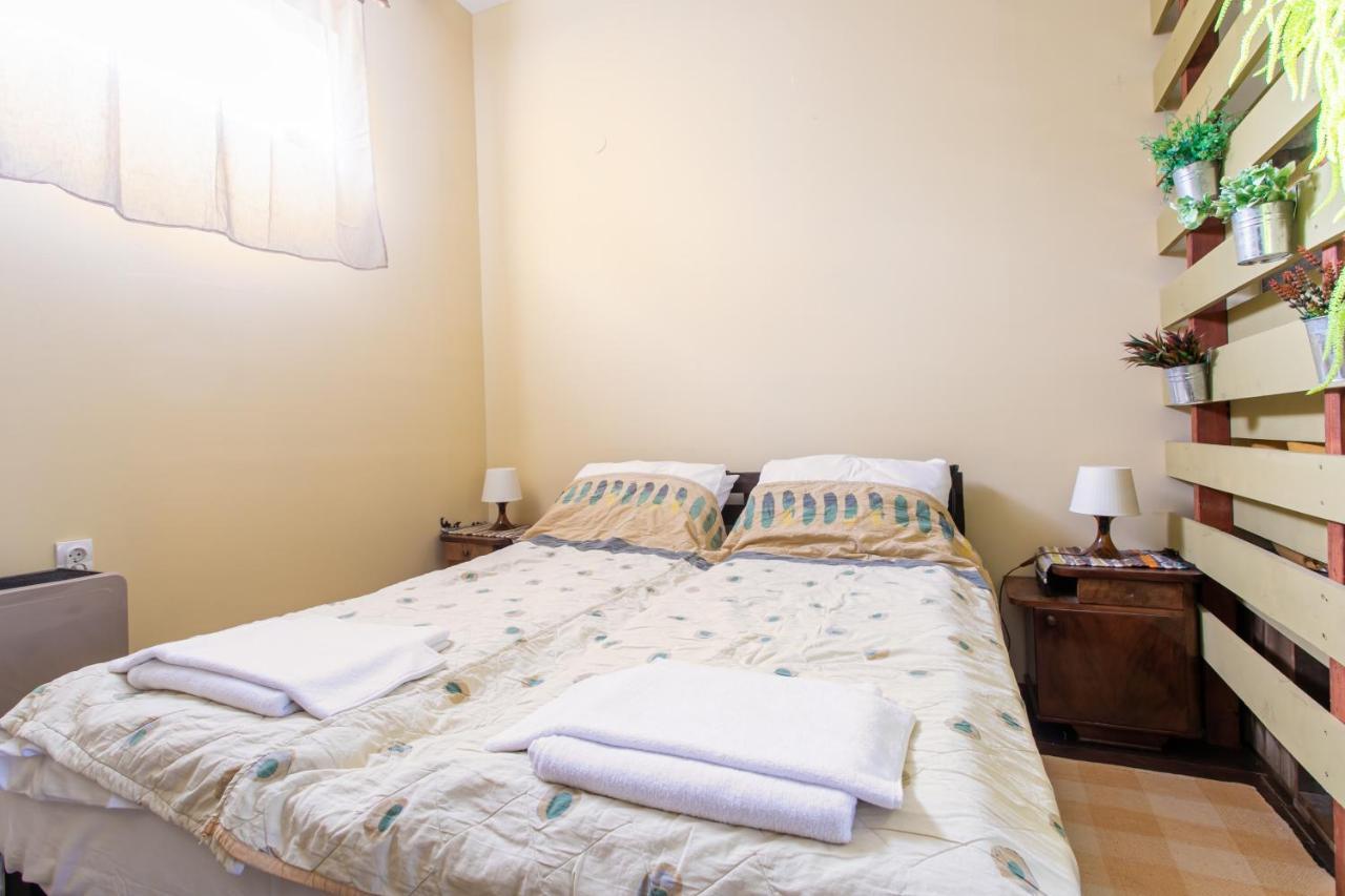 Seosko Domacinstvo Pustolov Apartman Óbánovci Kültér fotó