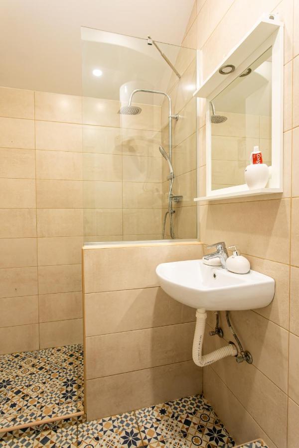 Seosko Domacinstvo Pustolov Apartman Óbánovci Kültér fotó