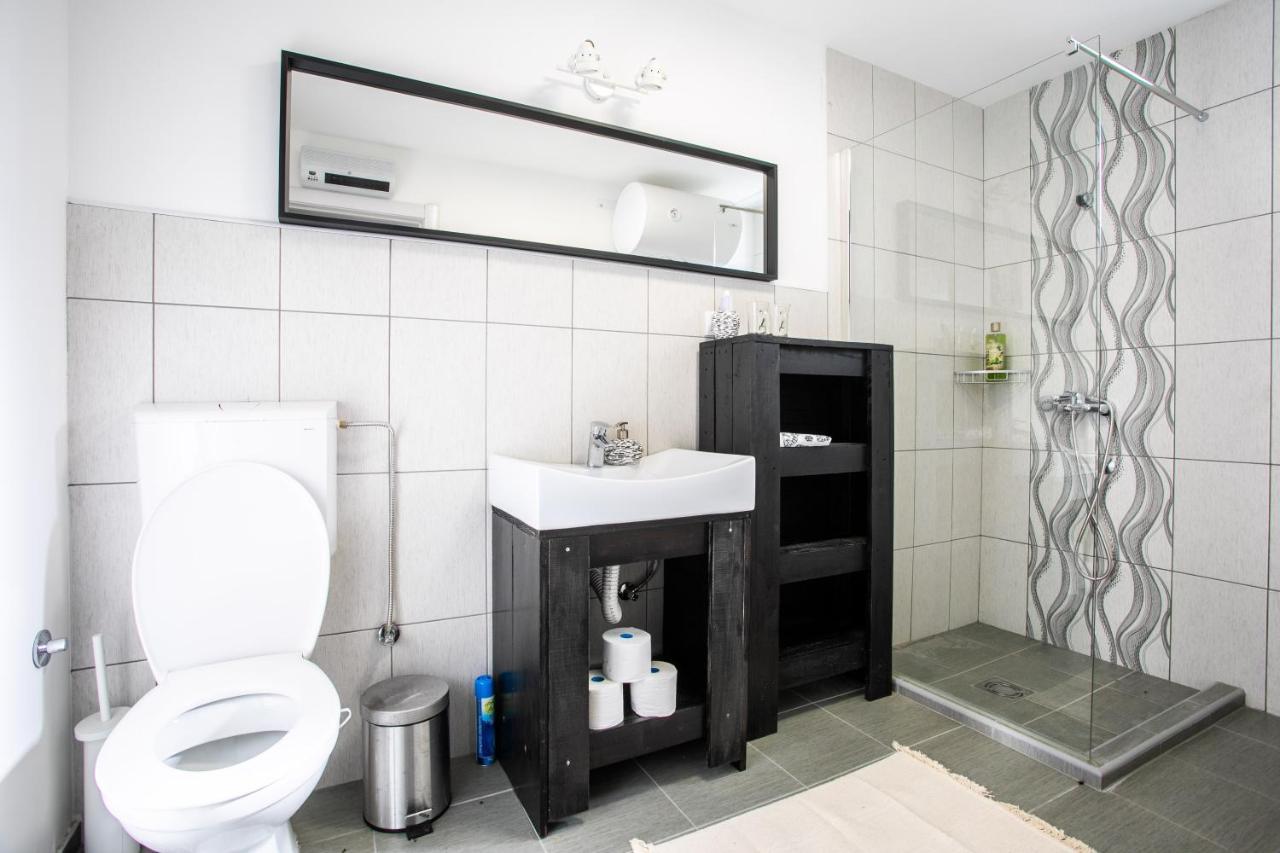 Seosko Domacinstvo Pustolov Apartman Óbánovci Kültér fotó